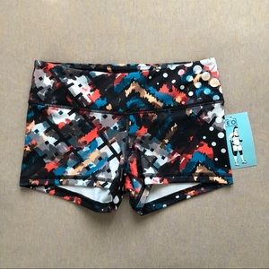 Fleo urban halftone shorts